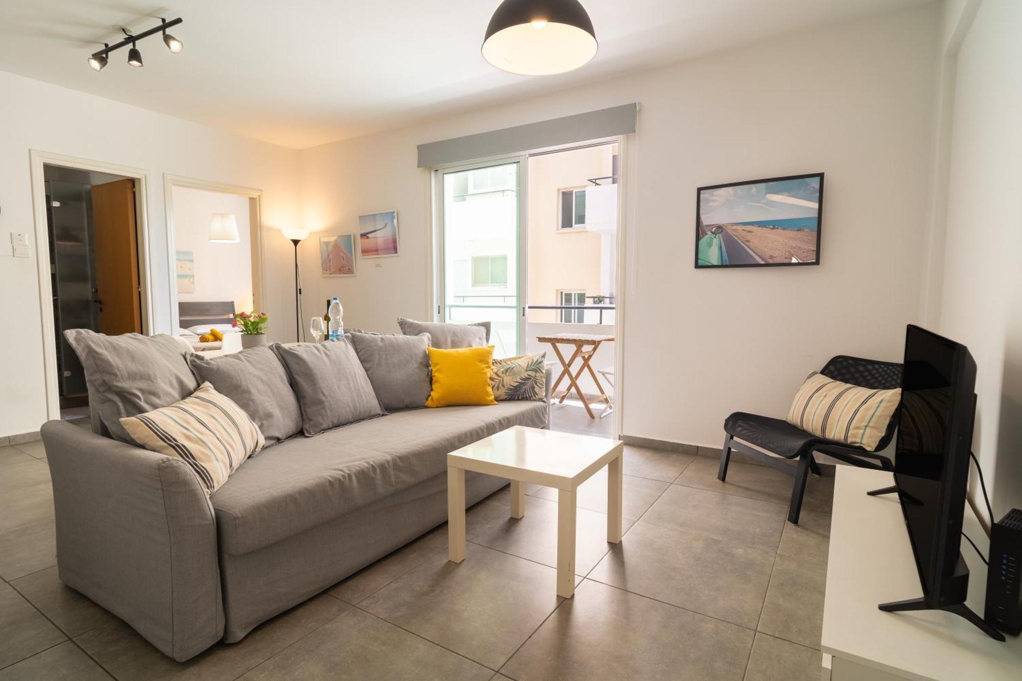 Kave Blue Mackenzie 1 Bdr Flat With Pool Apartment Larnaca Ngoại thất bức ảnh