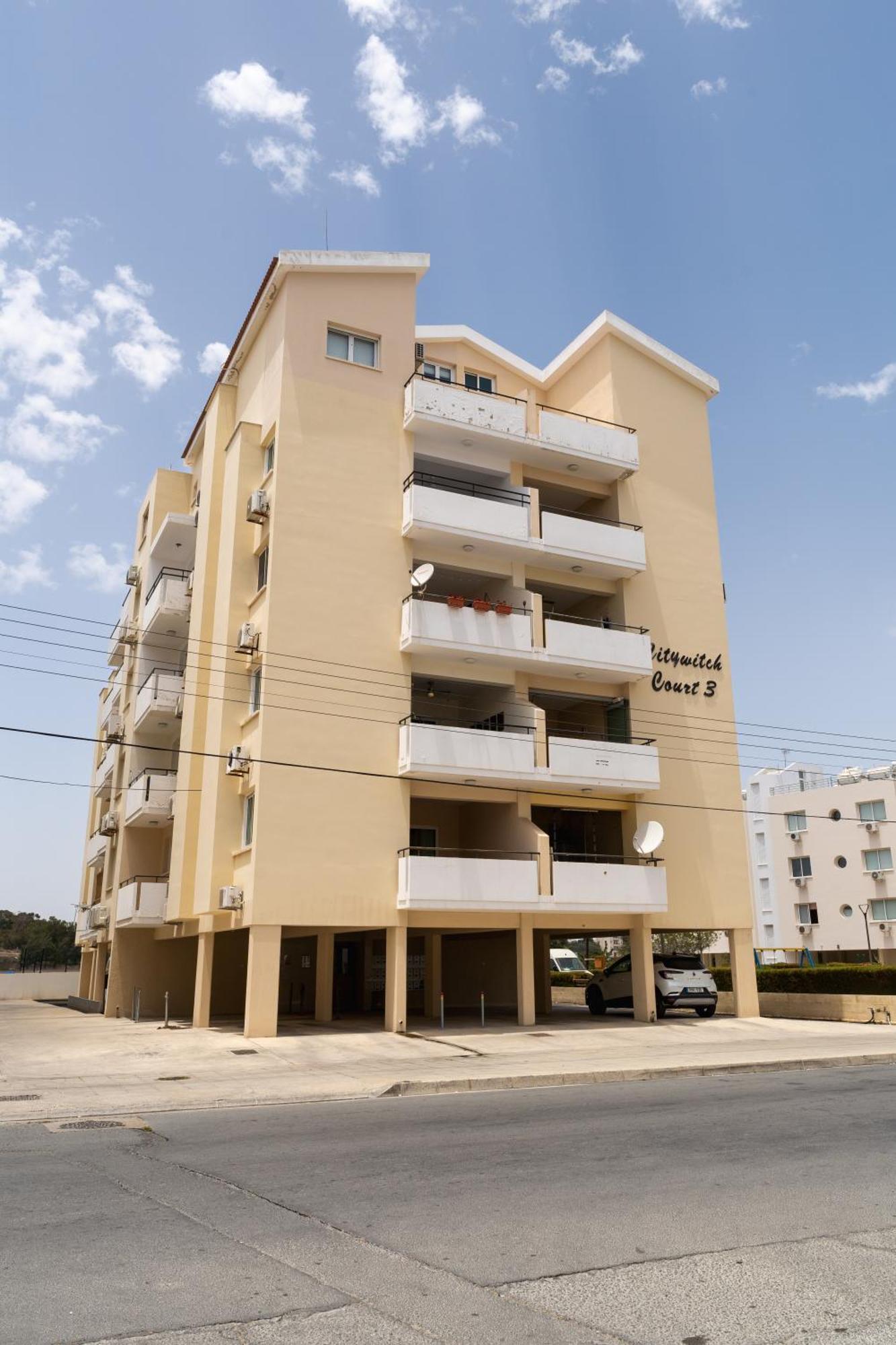 Kave Blue Mackenzie 1 Bdr Flat With Pool Apartment Larnaca Ngoại thất bức ảnh