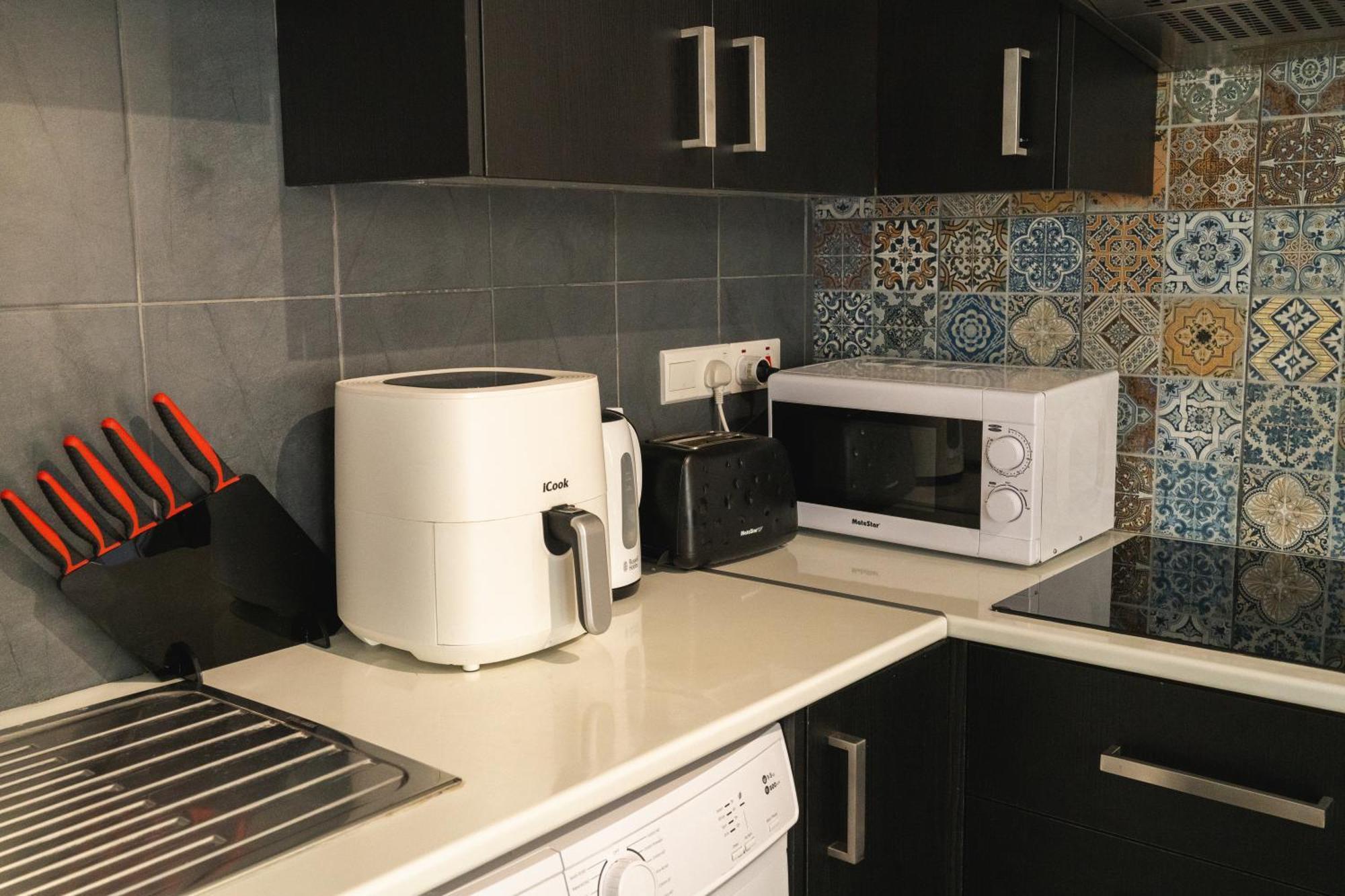 Kave Blue Mackenzie 1 Bdr Flat With Pool Apartment Larnaca Ngoại thất bức ảnh