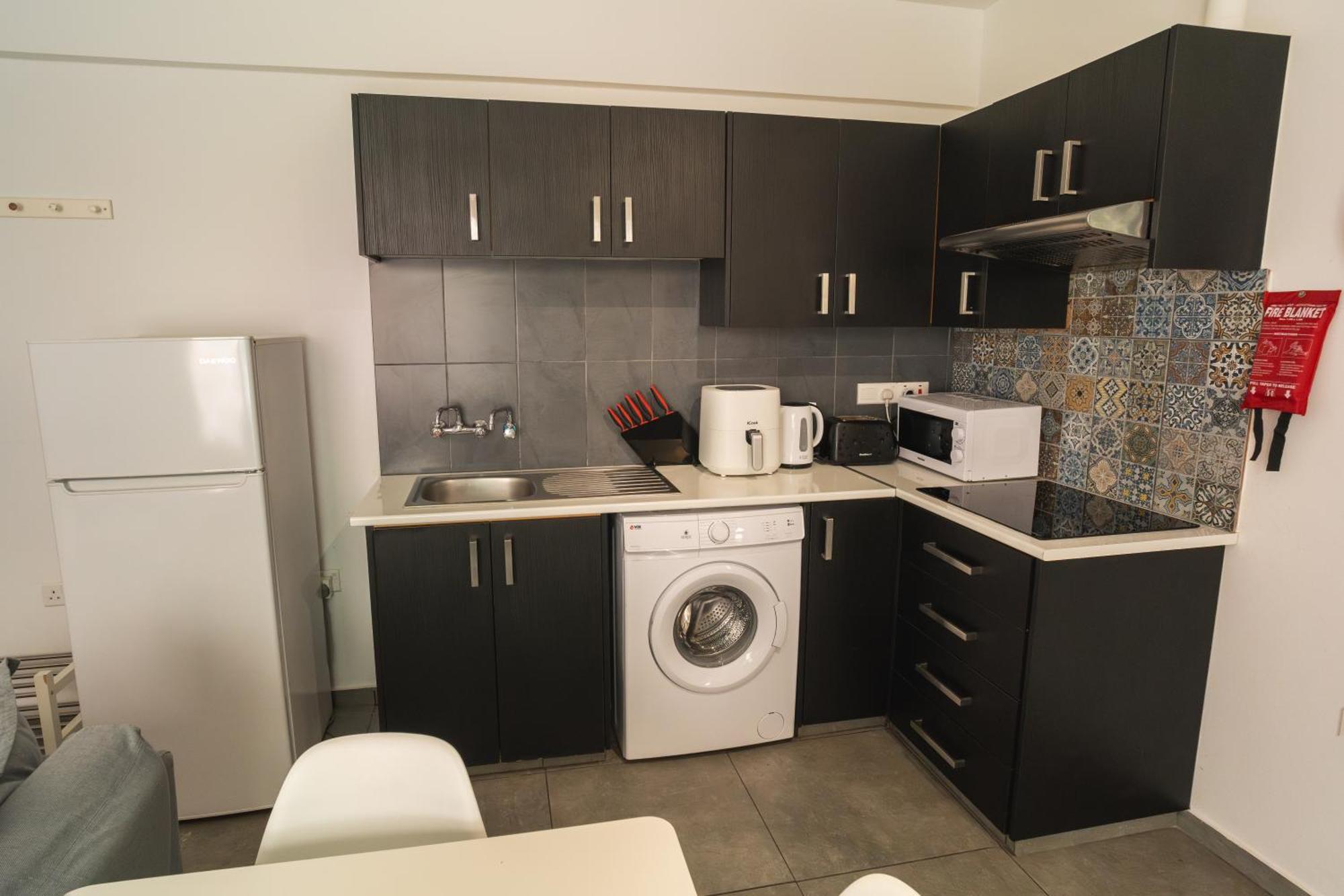 Kave Blue Mackenzie 1 Bdr Flat With Pool Apartment Larnaca Ngoại thất bức ảnh